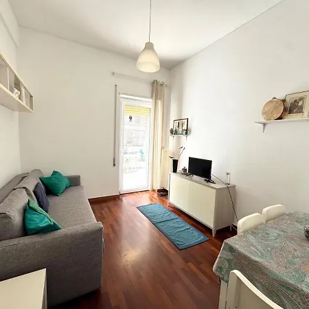 Apartment Bright Terrace Close To Vatican *